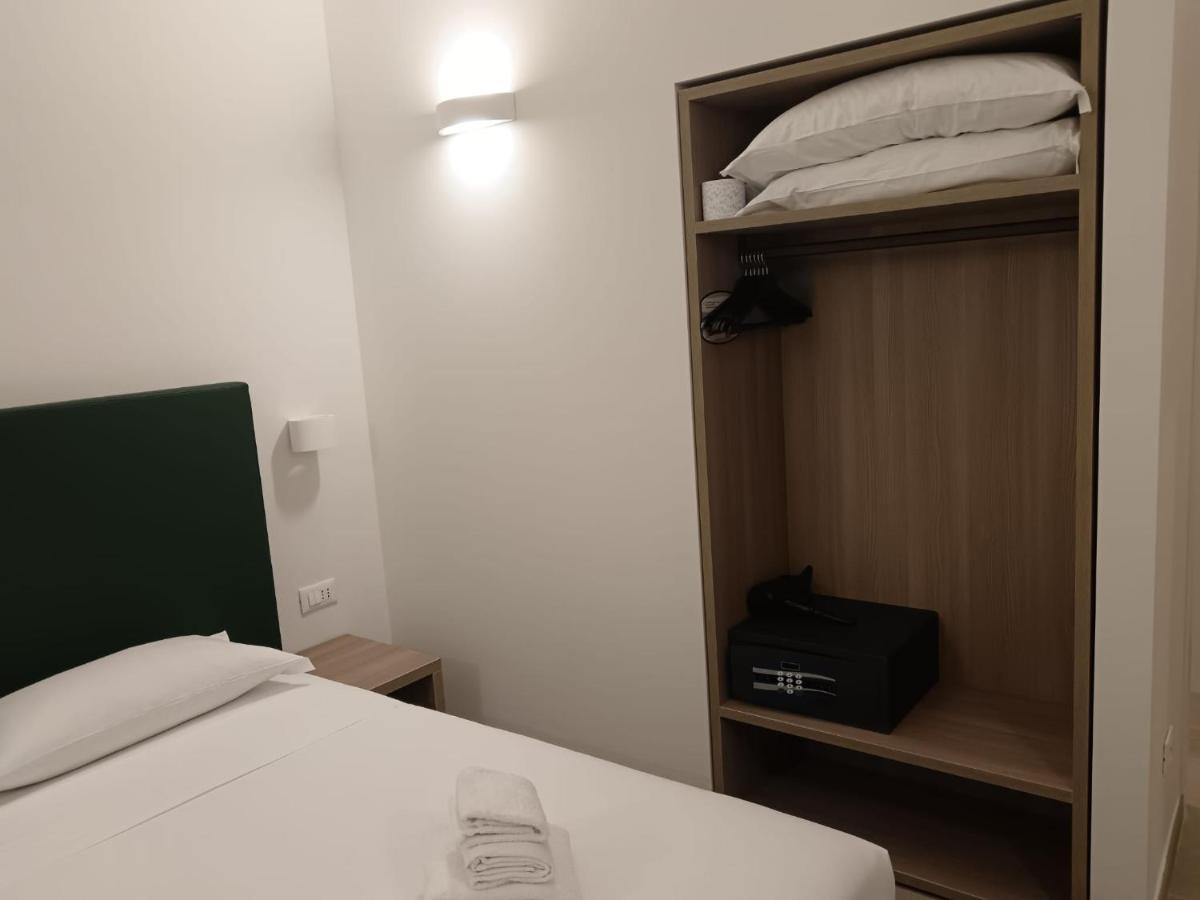 בולוניה Bertiera Rooms מראה חיצוני תמונה